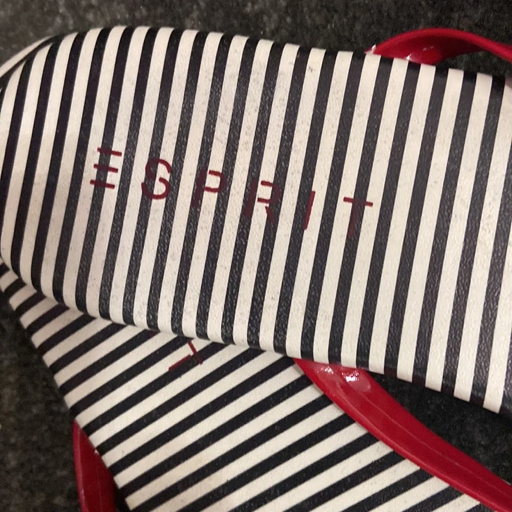 ESPIRT FLIP FLOPS - Picture 7 of 7